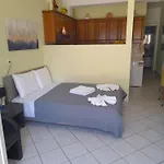 Summerandros Pefkakia Apartamento *