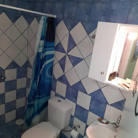 Summerandros Pefkakia