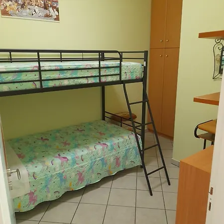 Summerandros Pefkakia Apartament *