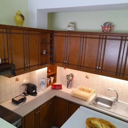 Summerandros Pefkakia