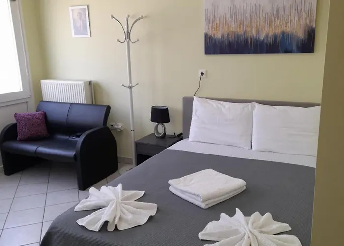 Summerandros Pefkakia *